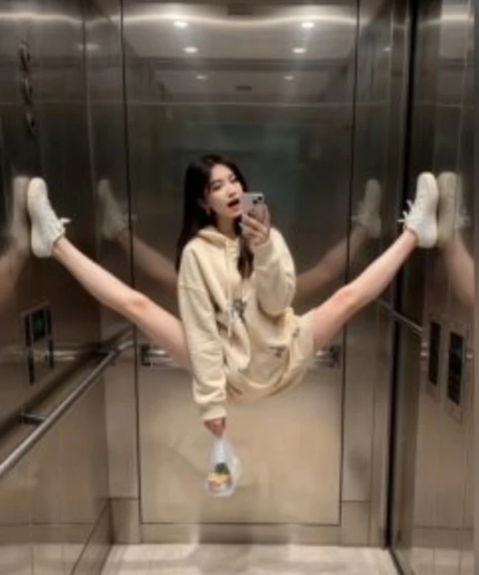 图片[2]-AI生成电梯一字马美女制作教程，条条流量上万，别再在外面被割韭菜了，全流程实操 - 副业心选-副业心选