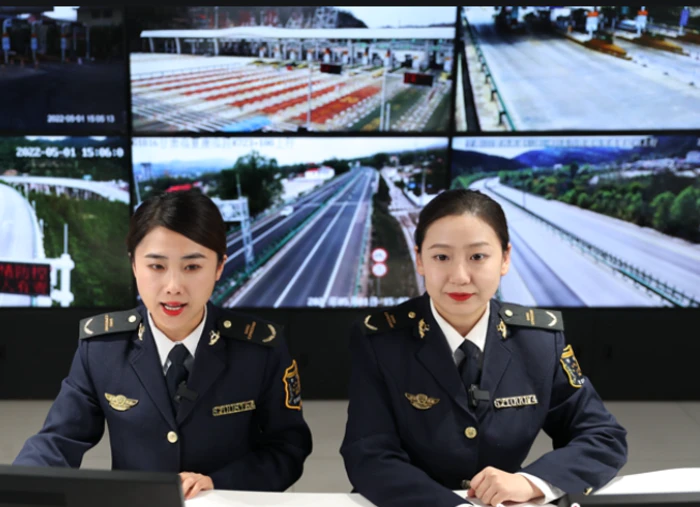 高速路况直播间，年前年后非常火爆，一场稳定上千人，日入3000+ - 副业心选-副业心选